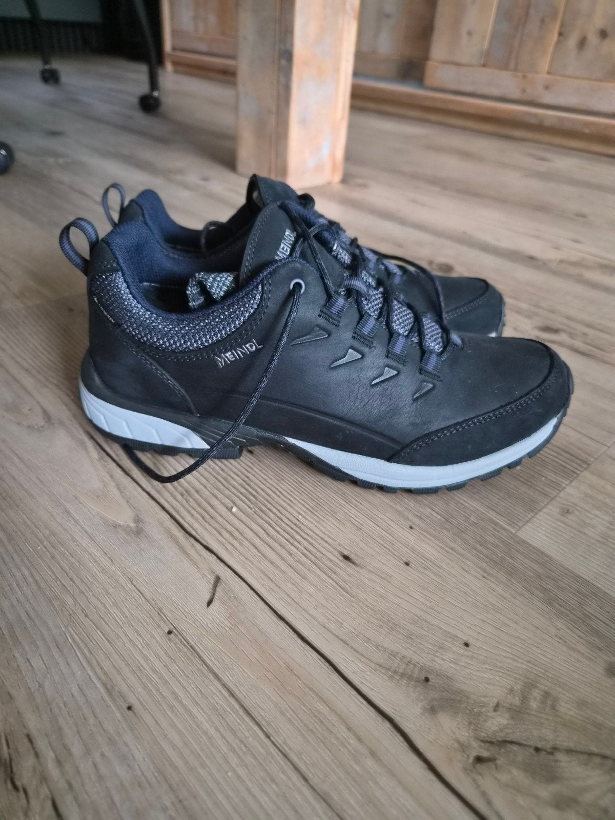 Nieuwe Meindl lage wandelschoenen dames, maat 5.5, Sport en Fitness, Bergsport en Wandelen, Ophalen