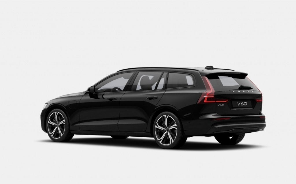Volvo V60 2.0 T6 AWD + Dark | DIRECT LEVERBAAR | (bj 2026), Auto's, Volvo, Automaat, Lichtsensor, 1969 cc, Zwart