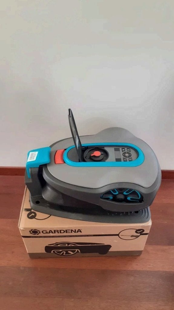 Gardena SILENO life 750 m² Mähroboter, Ophalen of Verzenden, Zo goed als nieuw, Meer dan 25 cm, Met regensensor