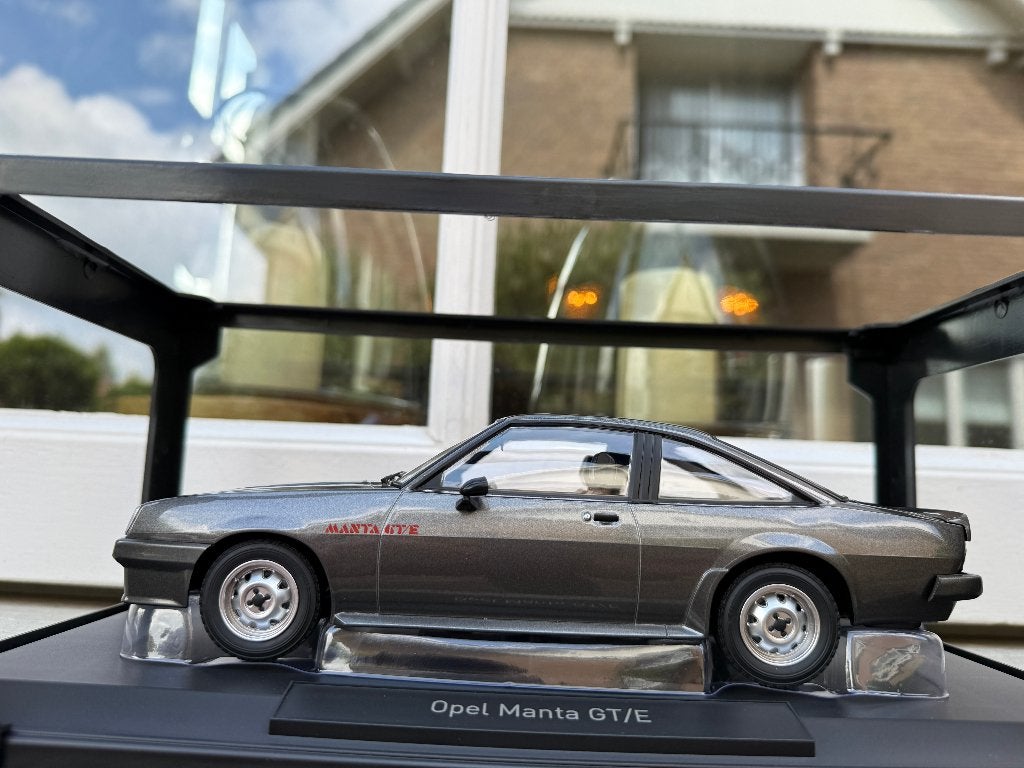 1:18 Opel Manta B GT/E Grijs Metallic 1982 Norev 183303, Hobby en Vrije tijd, Auto, Norev, 70-72 Av. de Bohlen, Vaulx-en-Velin, 69120, France