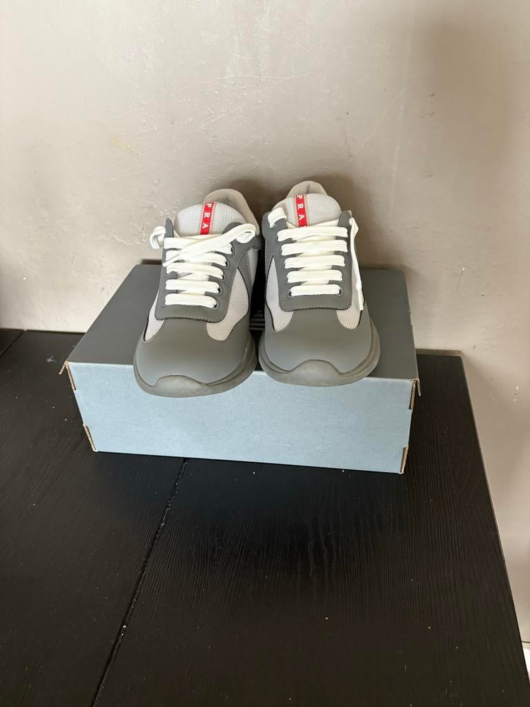 Prada cups nieuw!, Ophalen of Verzenden, Nieuw, Overige kleuren, Sneakers of Gympen