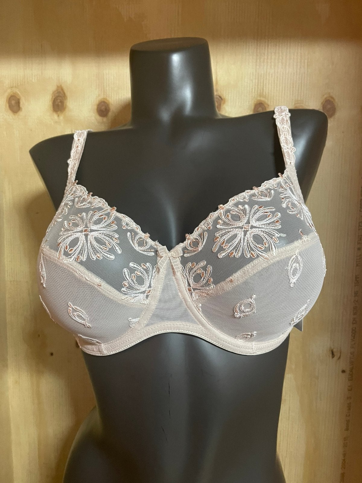 Chantelle bh Model 2601 Maat 75b - 80b -75d, Verzenden, Beige, BH