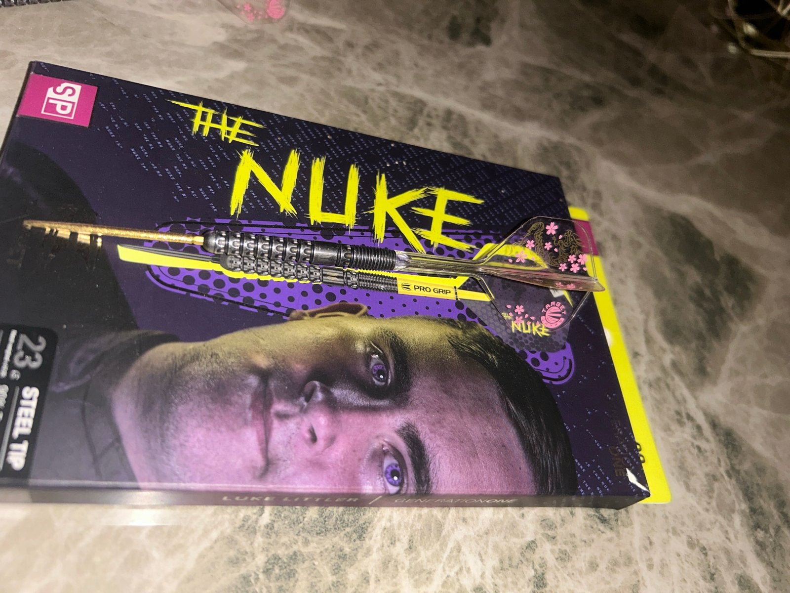 Luke Littler The Nuke Darts met Swiss Point en K-Flex, Ophalen of Verzenden, Nieuw, Pijlen