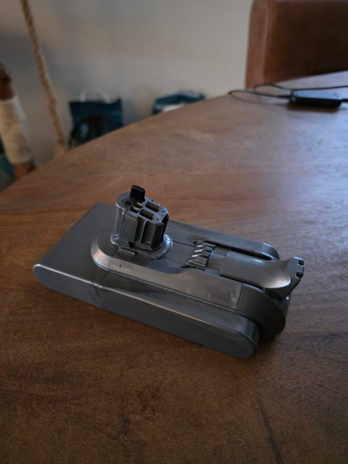 Defecte Dyson V15 accu - voor onderdelen of reparatie, Ophalen