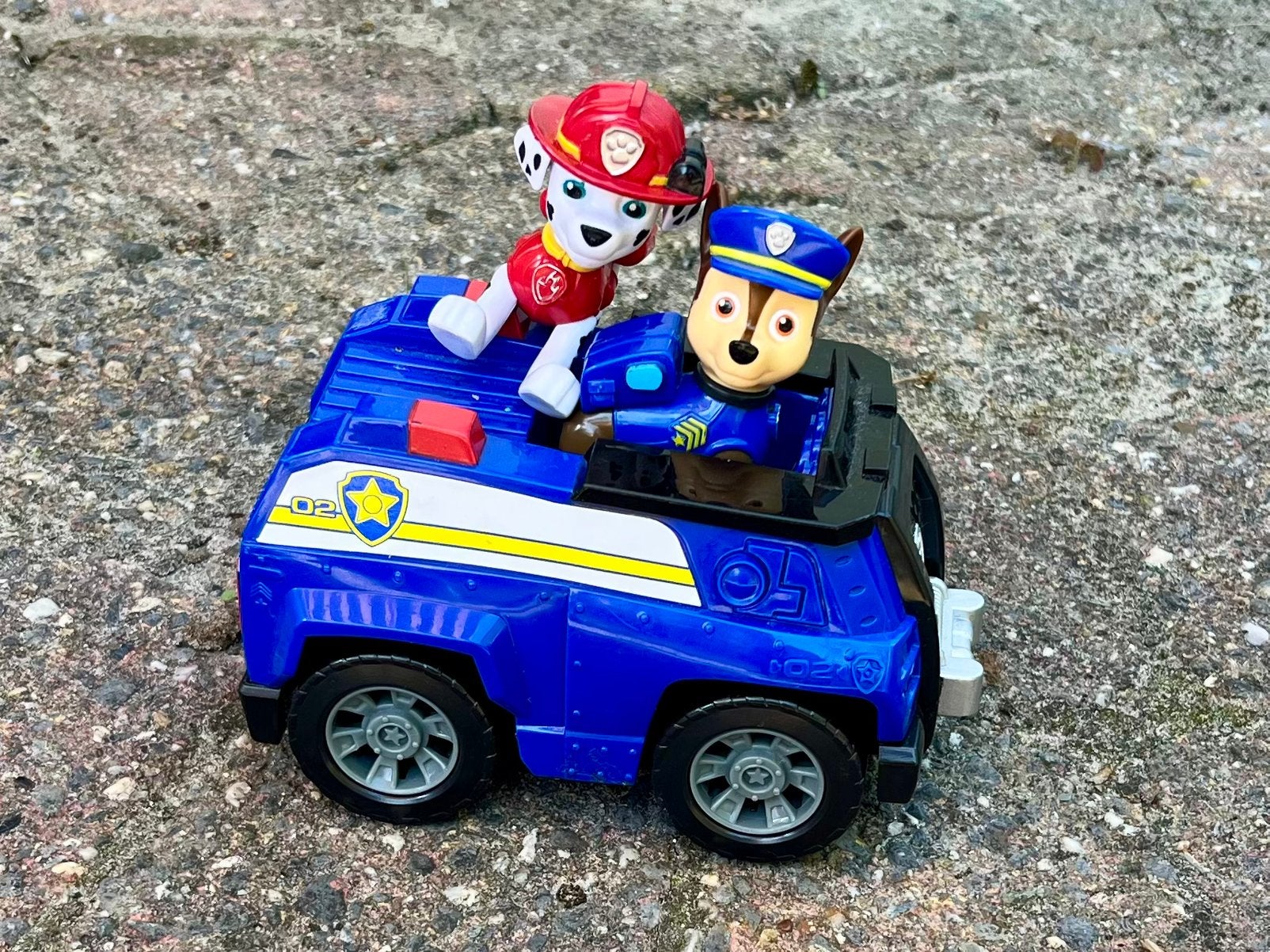 Paw Patrol auto met 2 figuren, Ophalen of Verzenden, Zo goed als nieuw