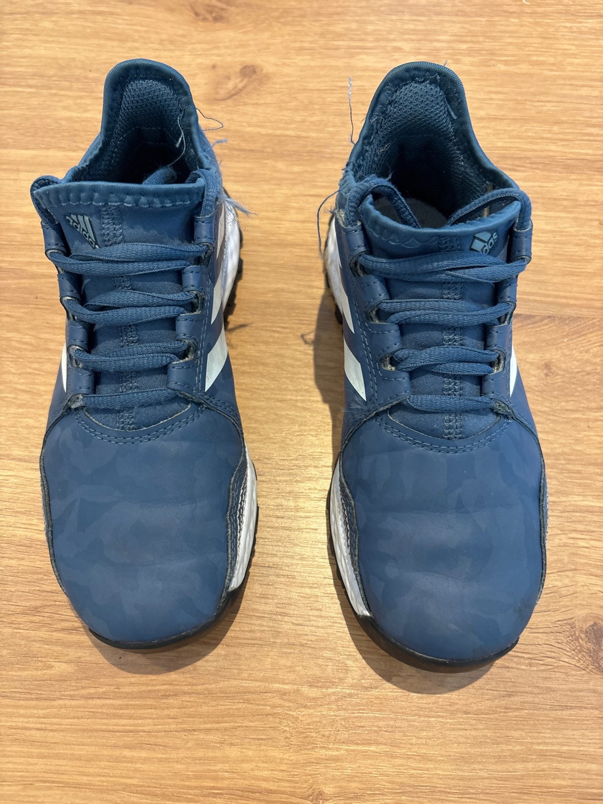 Adidas hockeyschoenen maat 32 - Blauw, Sport en Fitness, Ophalen of Verzenden, Zo goed als nieuw, Schoenen