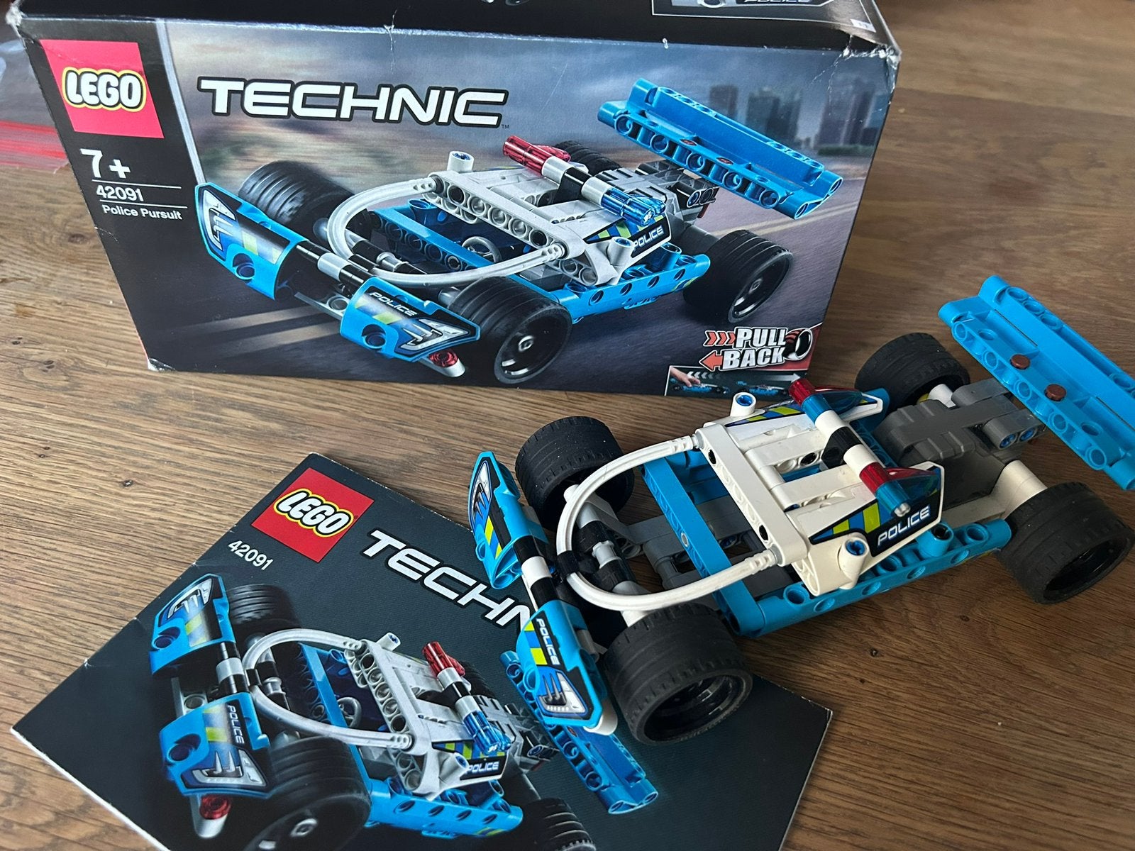 Lego Technic Police Pursuit 42091 (met boek en doosje), Ophalen of Verzenden, Zo goed als nieuw