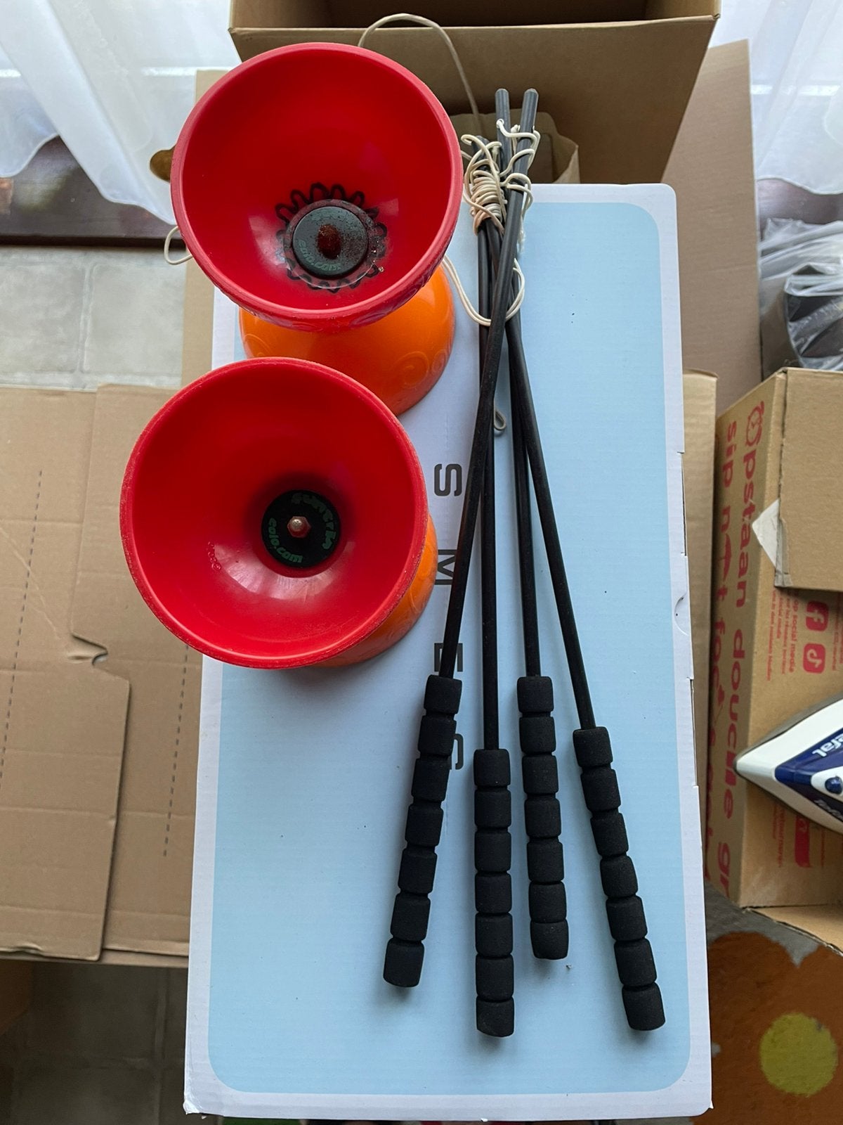 Diabolo 2 stuks, Ophalen of Verzenden, Zo goed als nieuw