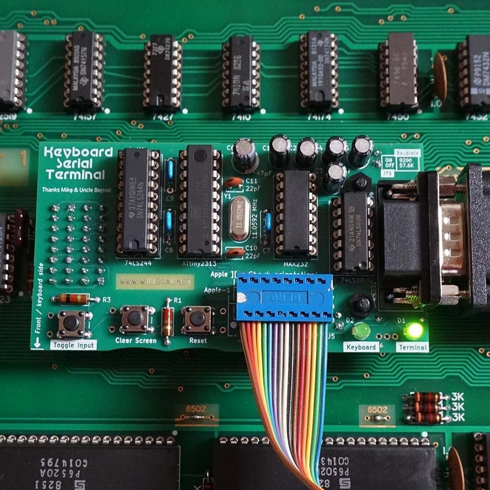 Keyboard Serial Terminal DIY Kit van 8BitFlux, Computers en Software, Ophalen, 8BitFlux