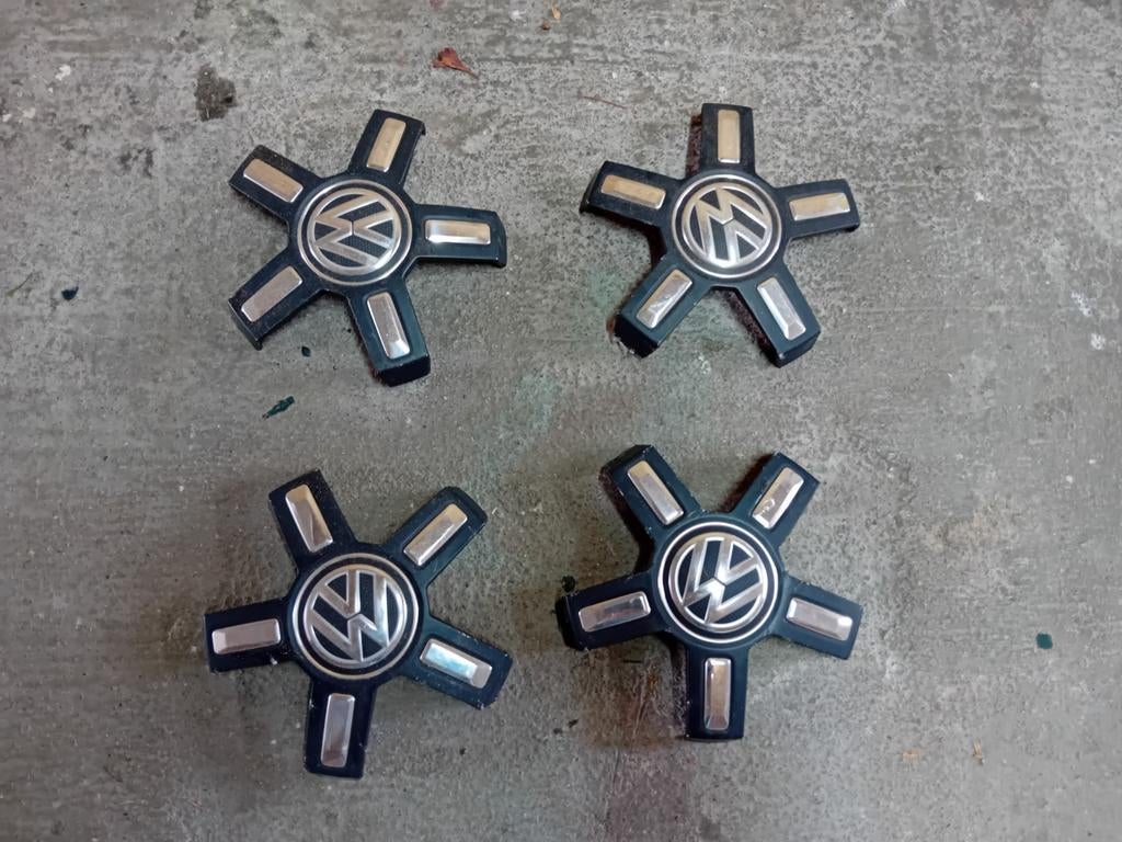 Naafkappen naafdeksels VW, Ophalen, Volkswagen