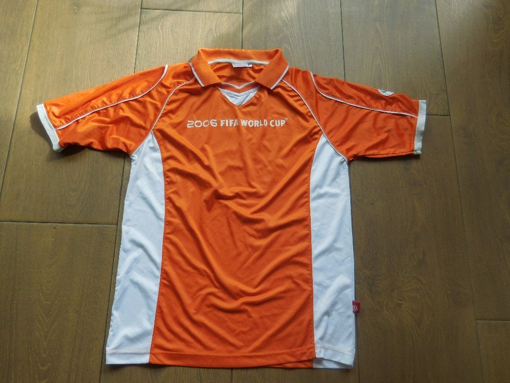 shirt. 2006. World cup. NO 6. FIFA World cup. Total 90 colle, Maat 48/50 (M), Oranje, Ophalen of Verzenden, Zo goed als nieuw
