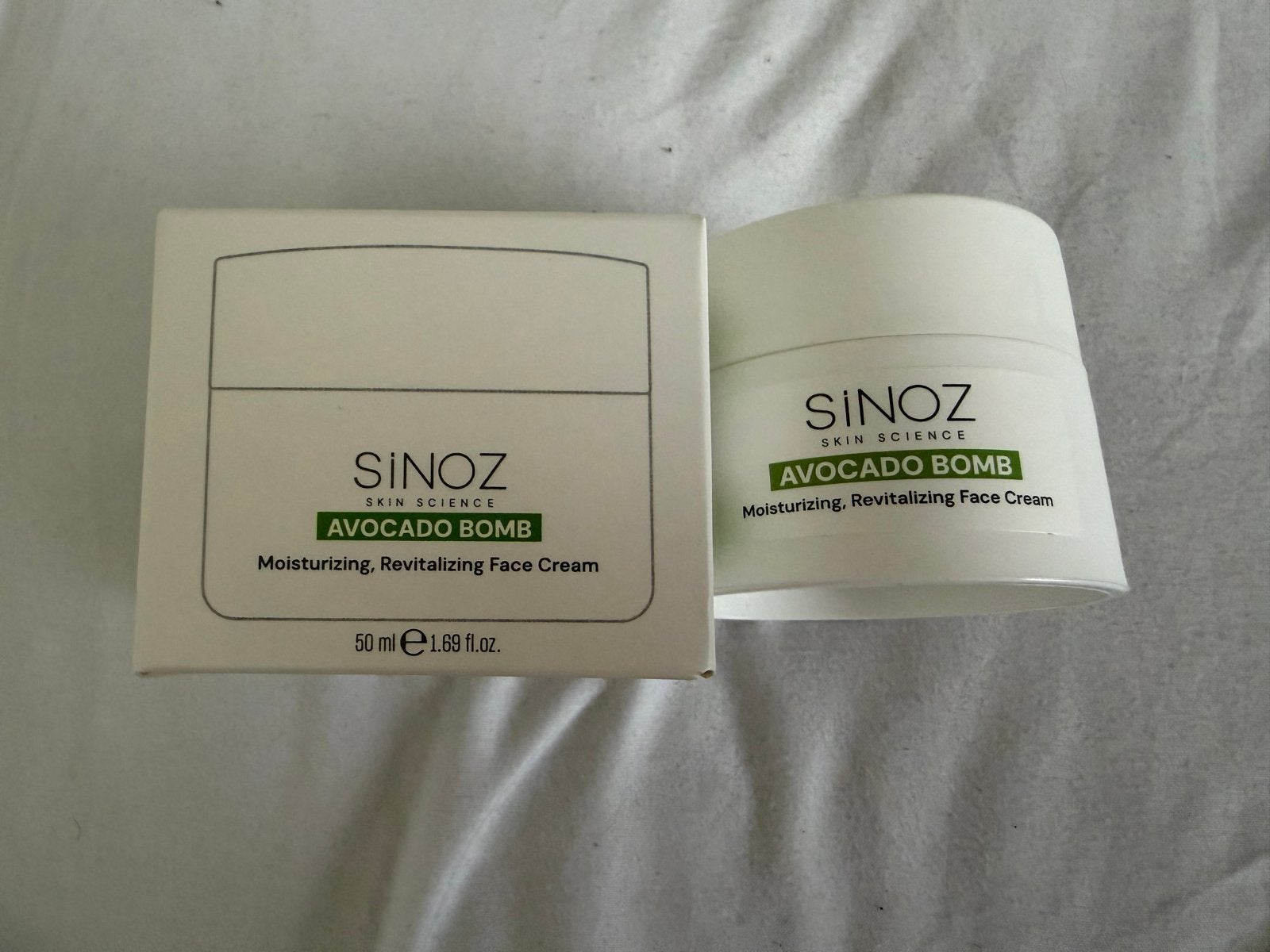 Sinoz Avocado Bomb Hydraterende Gezichtscrème 50ml, Ophalen of Verzenden, Nieuw, Gehele gezicht, Verzorging