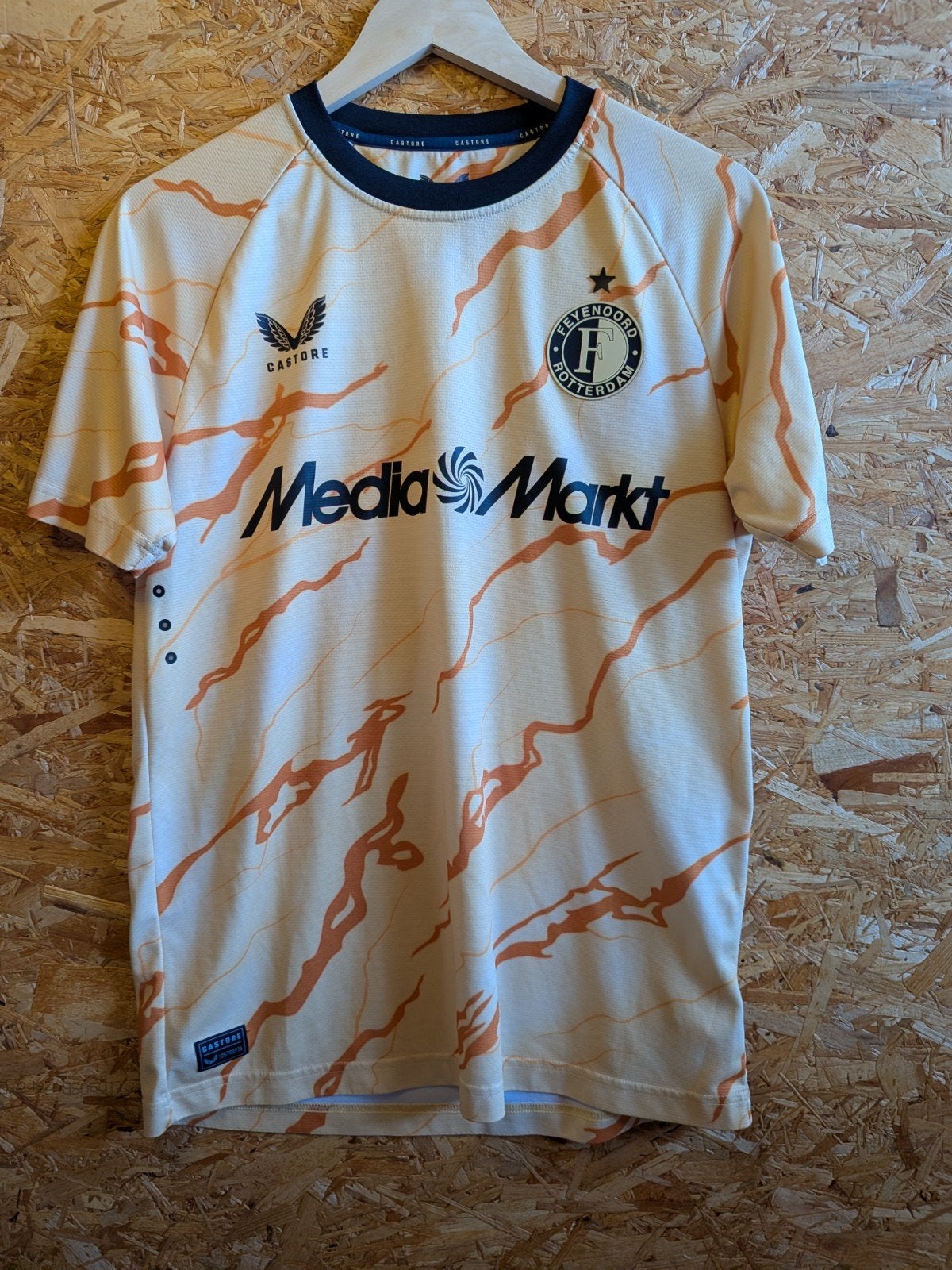 Feyenoord Rotterdam 2025/2026 derde shirt Castore, Maat S, Ophalen of Verzenden, Gebruikt, Shirt