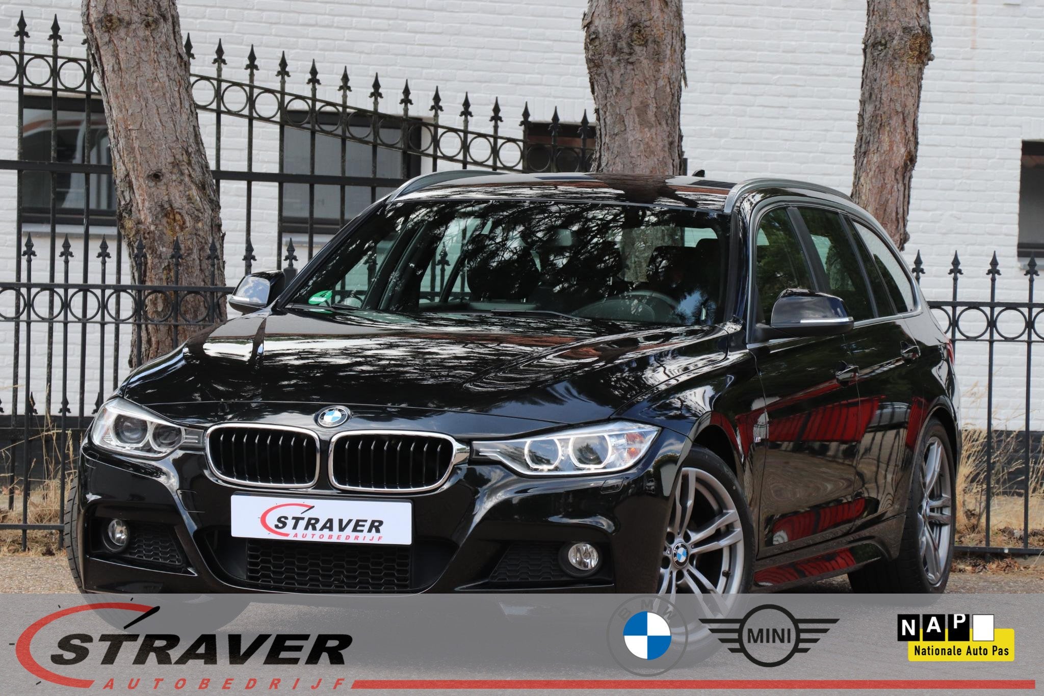 BMW 3-serie Touring 320i Executive |M-sport |Trekhaak, Automaat, Gebruikt, 4 cilinders, Zwart
