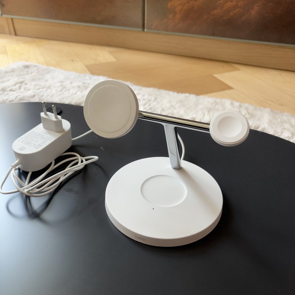 Belkin BoostCharge Pro 3-in-1 Wireless Charger with MagSafe, Ophalen, Zo goed als nieuw