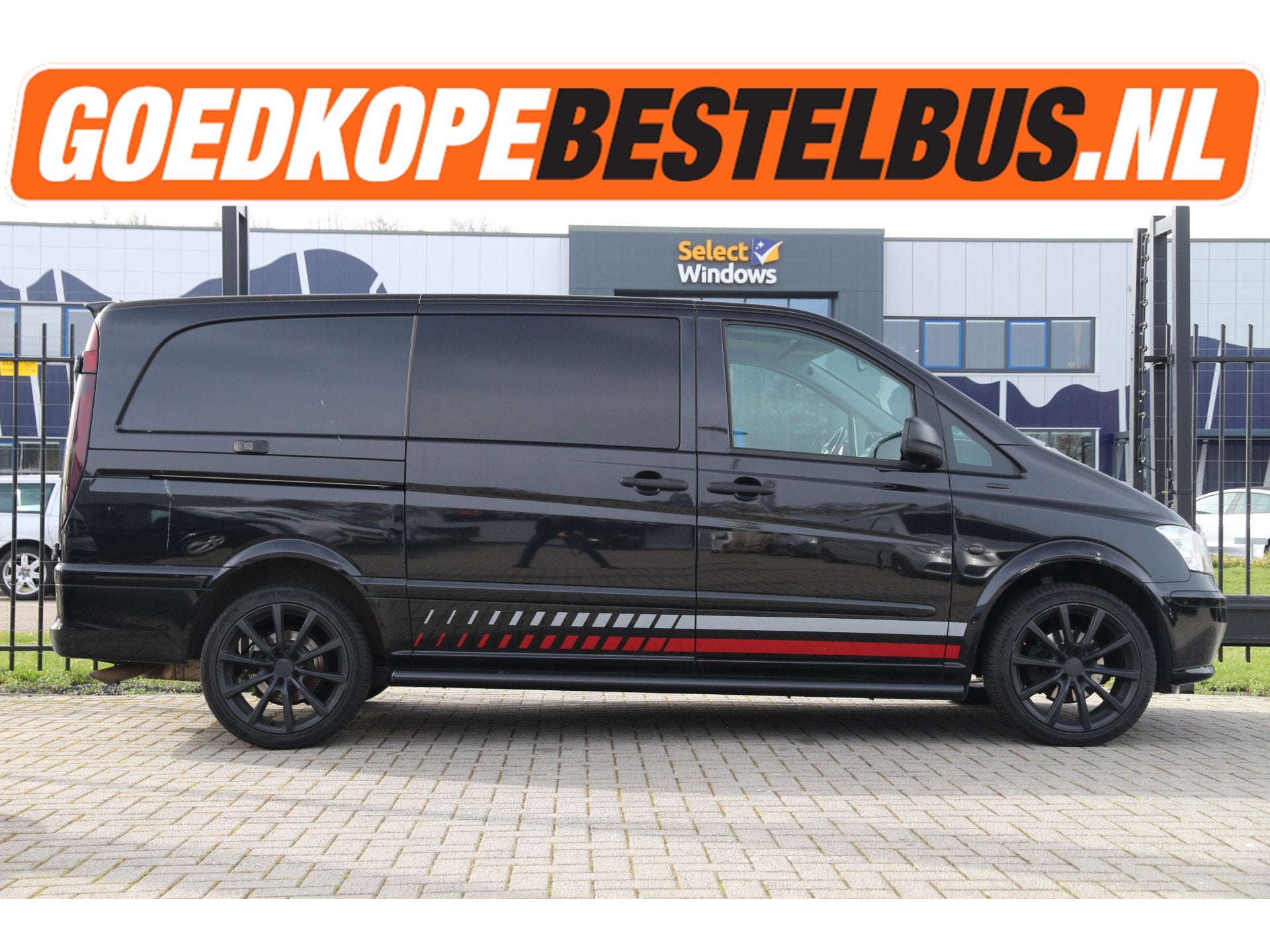 Mercedes-Benz Vito 190PK CDI / L2H1 / LM velgen / Trekhaak /, Auto's, Euro 5, Gebruikt, 4 cilinders, 2000 kg