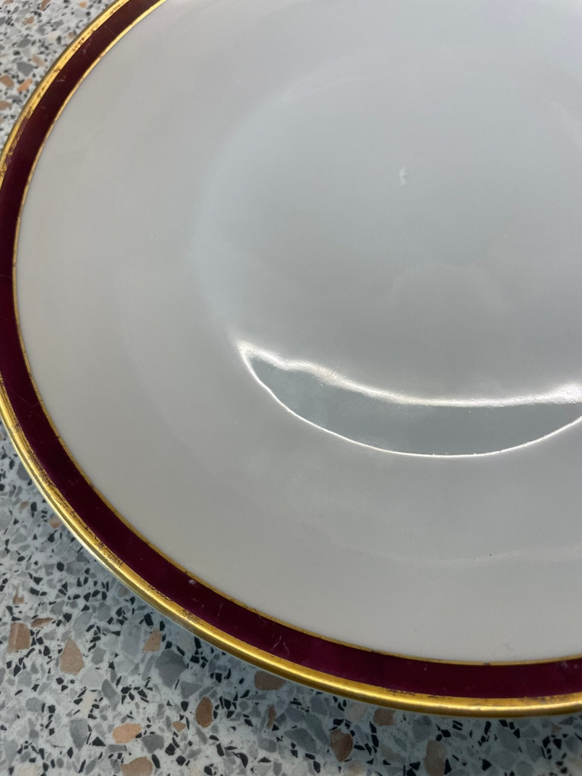 Gezocht : ROSENTHAL grote platte borden, Huis en Inrichting, Overige merken, Ophalen of Verzenden, Zo goed als nieuw, Bord(en)