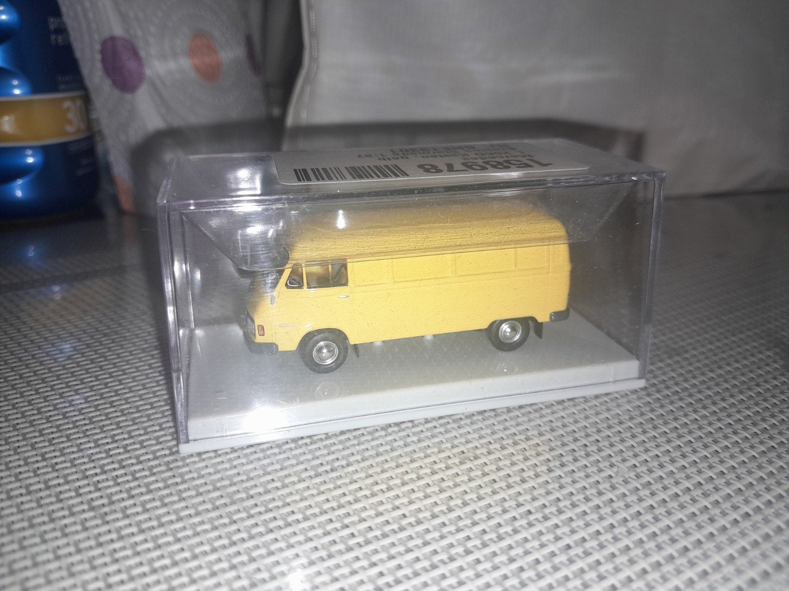 Brekina mercedes L206D, Hobby en Vrije tijd, Modelauto's | 1:87, Ophalen of Verzenden, Bus of Vrachtwagen, Brekina