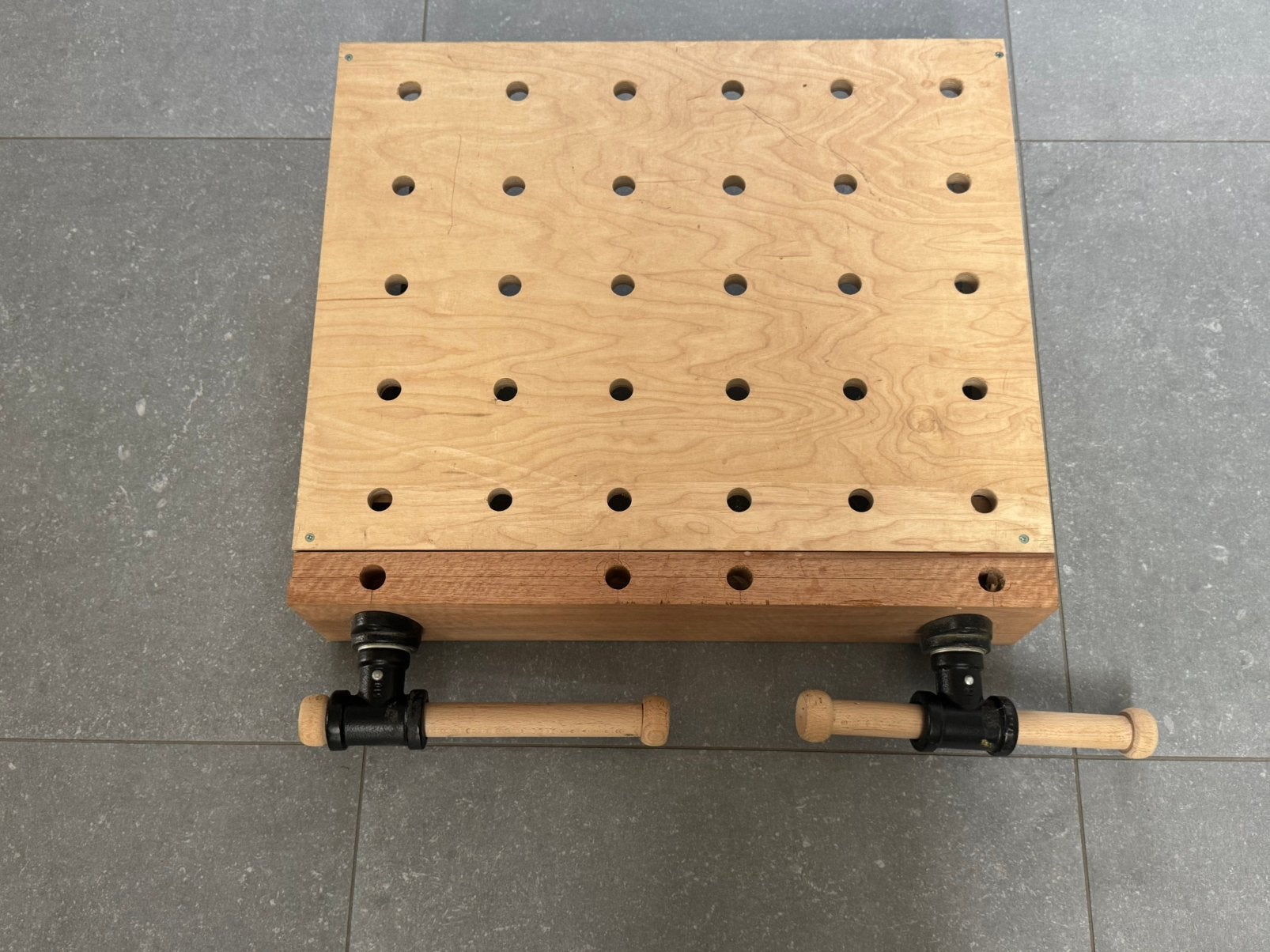 Houten bankschroef werkbank, Doe-het-zelf en Verbouw, Werkbanken, Ophalen of Verzenden, Zo goed als nieuw, Bankschroef