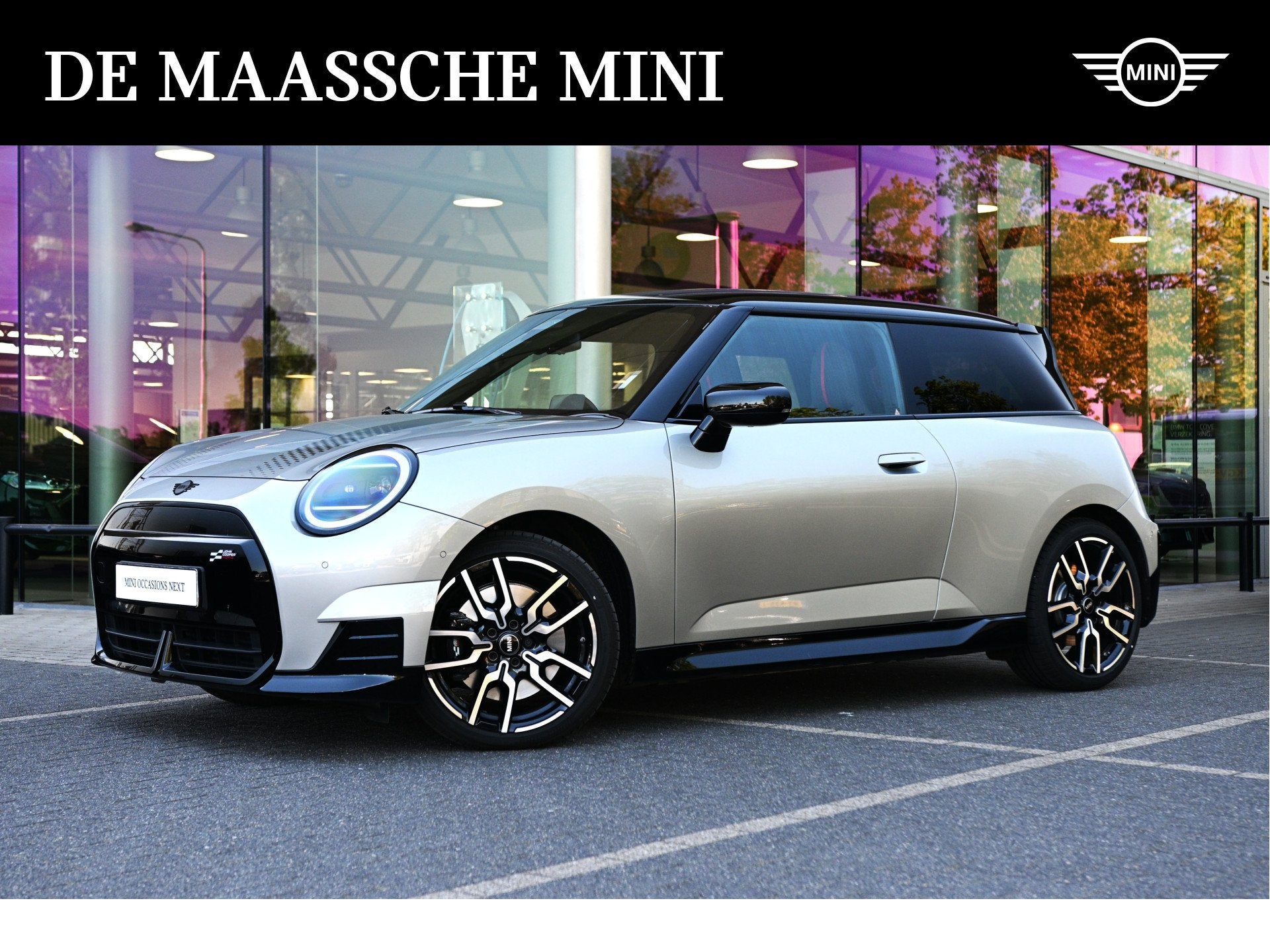 MINI Hatchback Cooper E / John Cooper Works / Pakket M / 18"