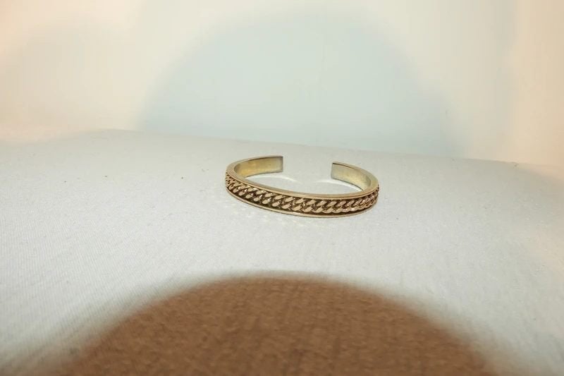 Tov Essentials slaven armband bekleed met ketting schakels, Gebruikt, Staal, Verzenden, Goud