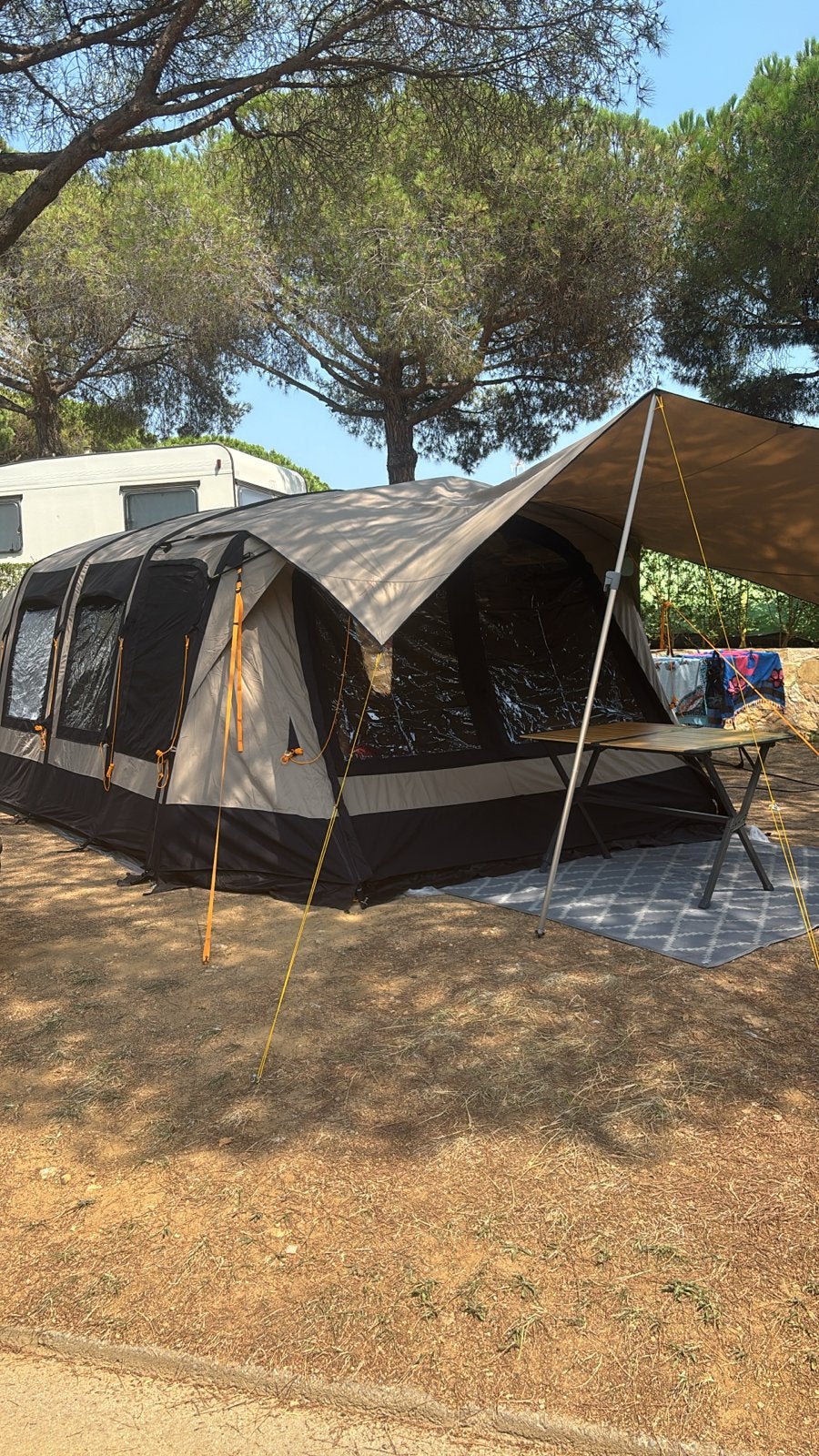 Redwood Navarro 340 air tent + optionele luifel, Ophalen, Zo goed als nieuw, Tot en met 4