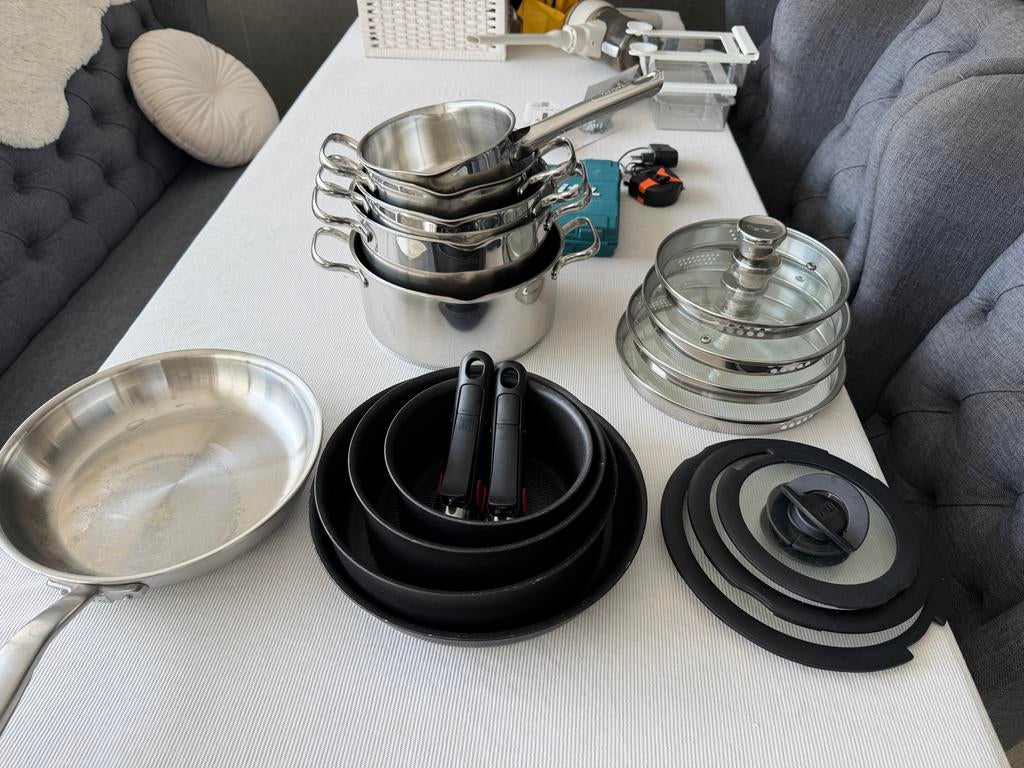Tefal pannenset en IKEA pan - Inductie geschikt, Ophalen, Inductieplaat, Pannenset, Zo goed als nieuw