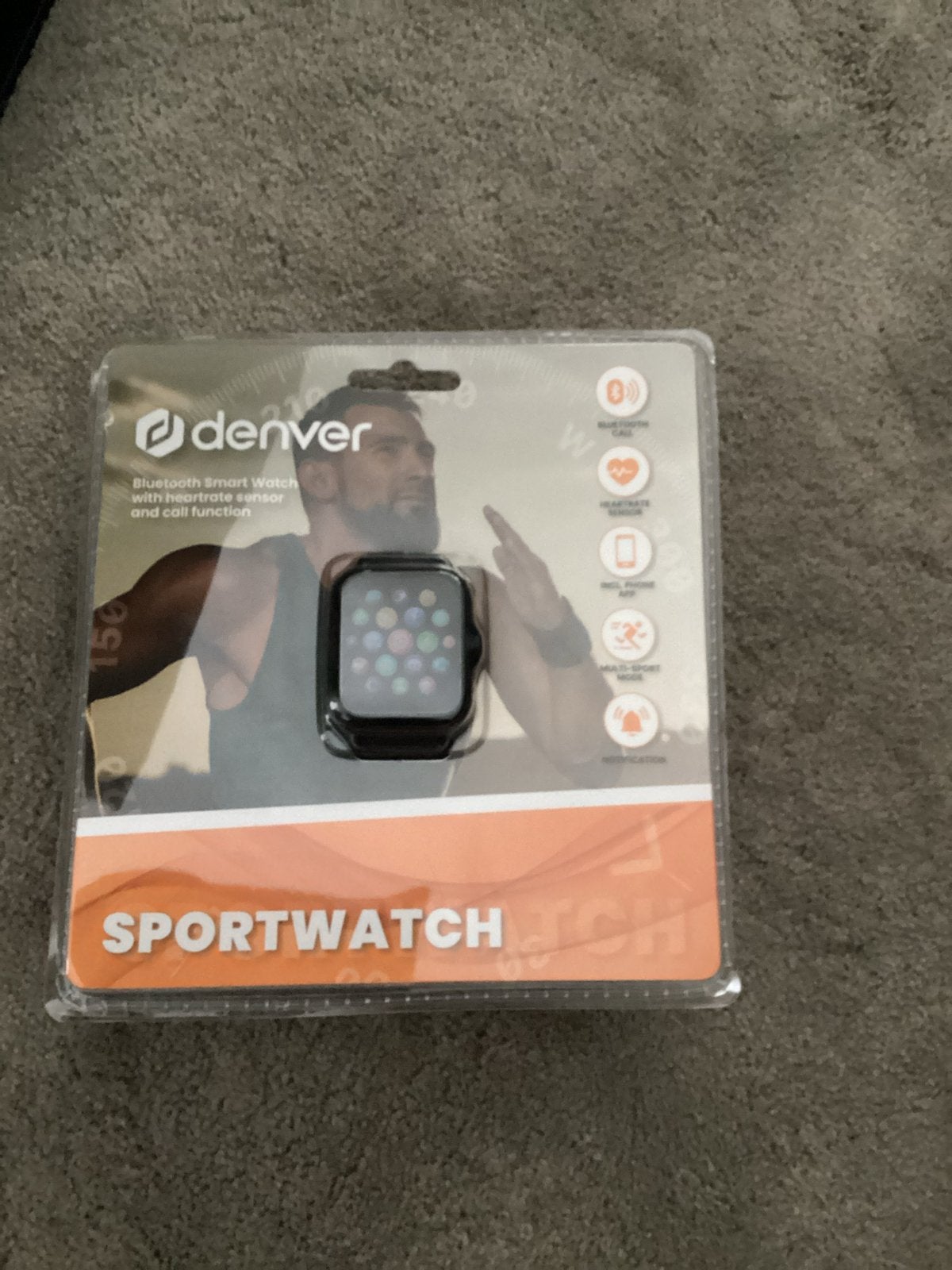 Denver Sportwatch - Bluetooth Smartwatch met Hartslagsensor, Sieraden, Tassen en Uiterlijk, Sporthorloges, Zwart, Nieuw, Ophalen of Verzenden