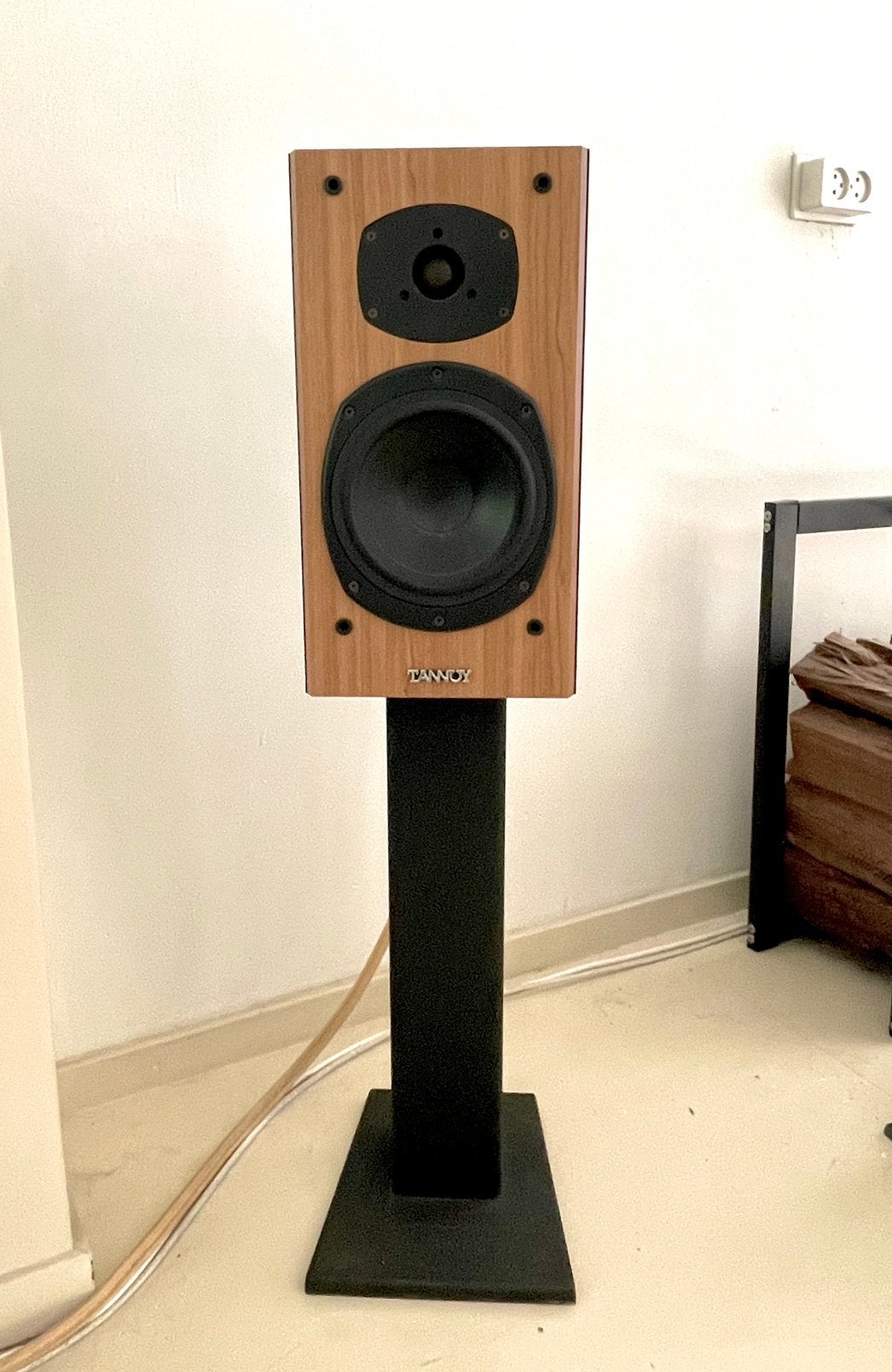 Set Tannoy M2 boxen met Appollo stands, Ophalen, Zo goed als nieuw, Overige merken