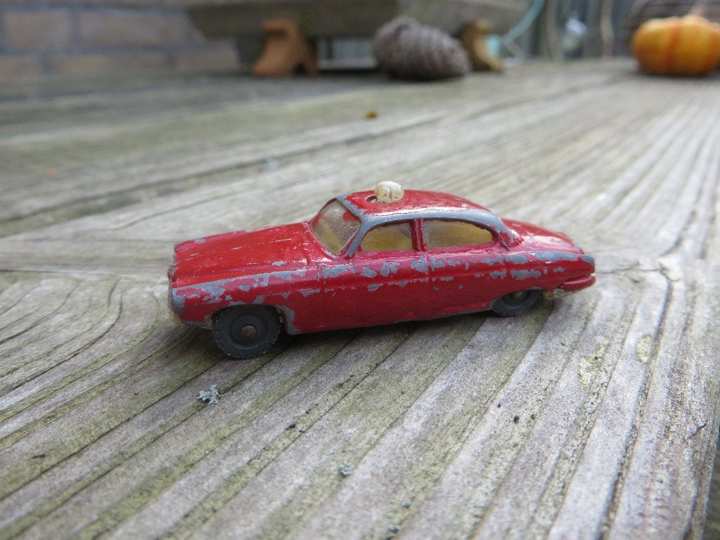 Husky Jaguar MK 10, Hobby en Vrije tijd, Modelauto's | Overige schalen, Ophalen of Verzenden, Gebruikt, Auto