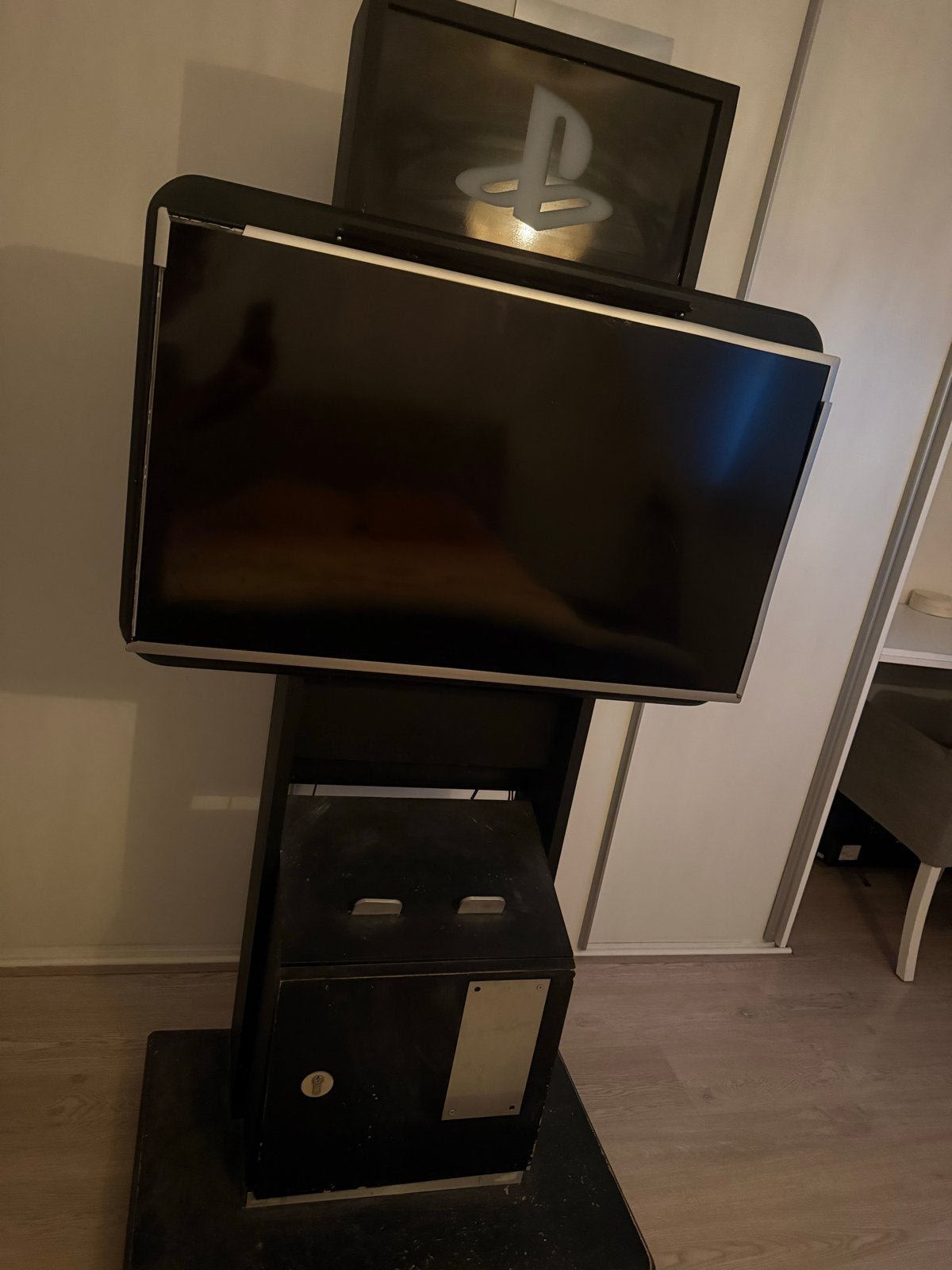 PlayStationKast Zelfbouw- Leeg (Zonder Console) en zonder tv, Ophalen of Verzenden, Sony, Gebruikt