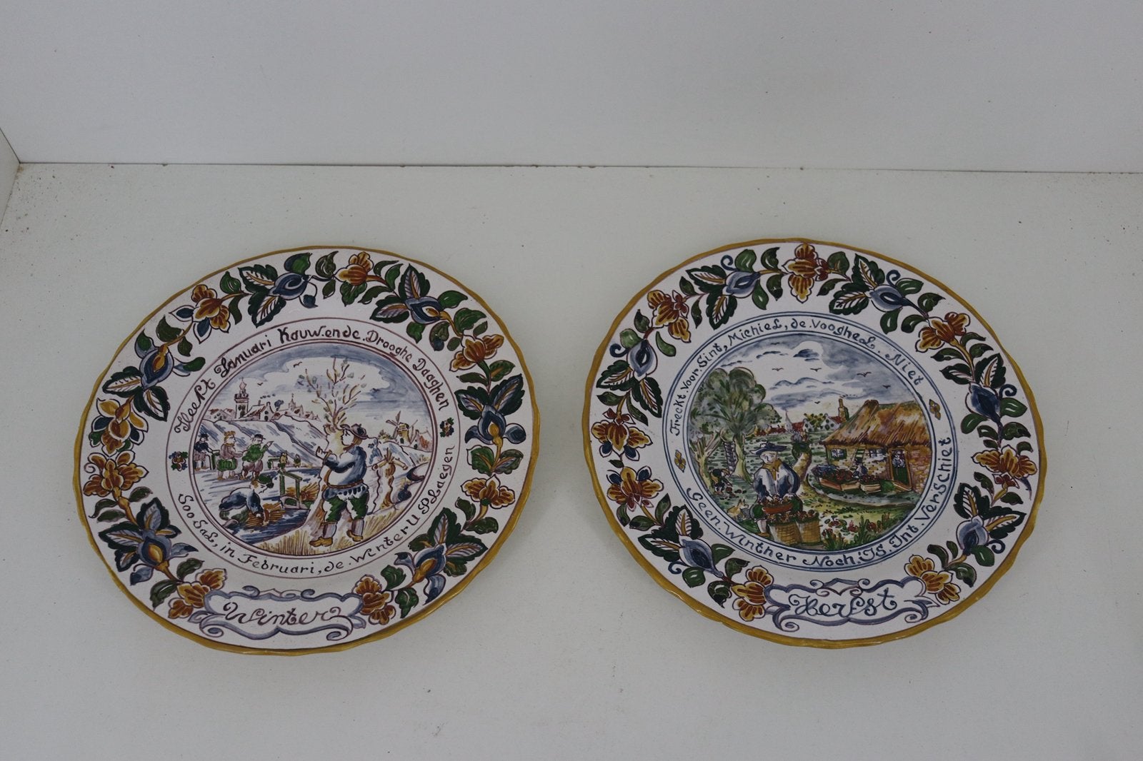 Set van 2 antieke / vintage Makkum wandborden Herfst &Winter, Ophalen of Verzenden