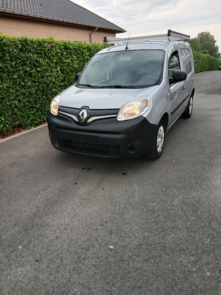 RENAULT KANGOO BJ 2021 1.5 DIESEL  LICHTEVRACHT, Auto's, Voorwielaandrijving, Dealer onderhouden, Stof, Overige carrosserieën