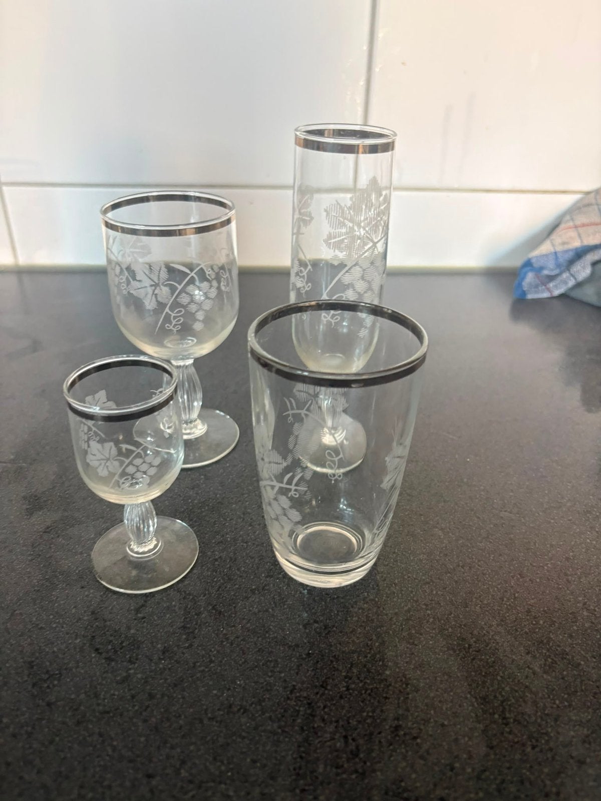 Te. Koop kirstal glazen, Ophalen of Verzenden, Zo goed als nieuw, Overige typen