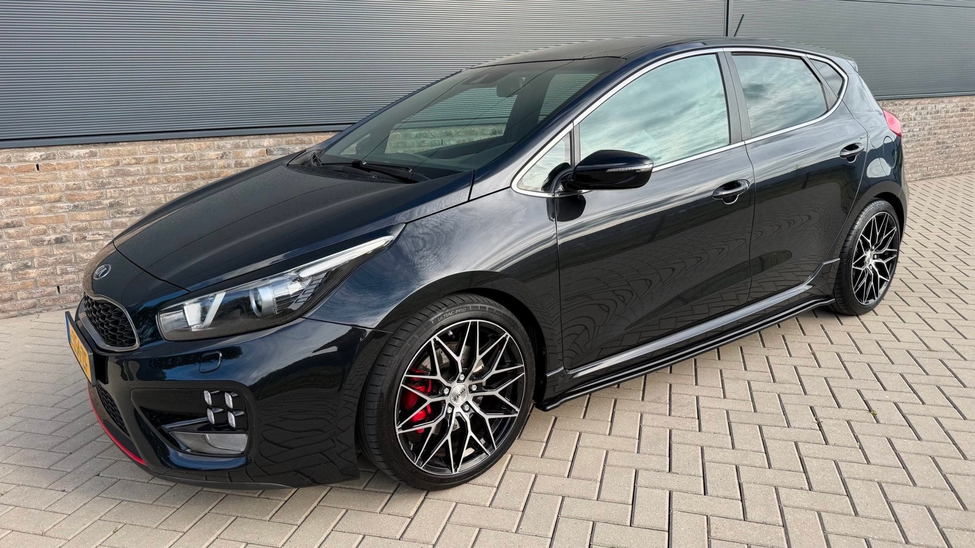 Kia Cee'd 1.6 T-GDi GT, Auto's, Voorwielaandrijving, Euro 5, 4 cilinders, Zwart