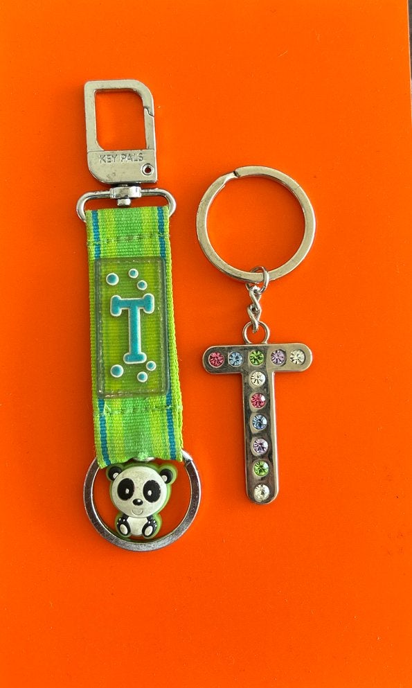 Sleutelhangers met letter T en panda, Ophalen of Verzenden, Nieuw, Knuffel of Figuurtje