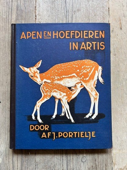 verkade album apen en hoefdieren in artis, Ophalen of Verzenden, Gelezen, Plaatjesalbum