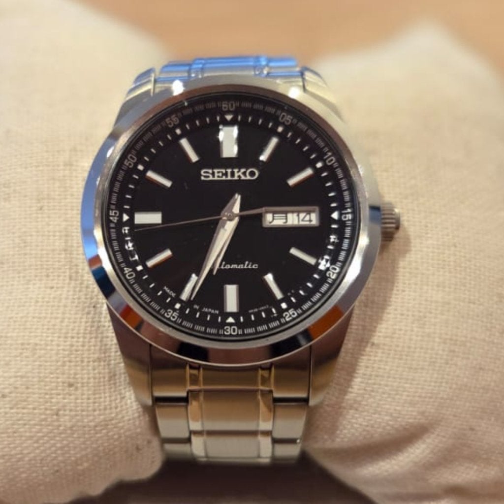 Seiko SARV003 4R36-0520 Seiko Selection Mechanical, Seiko, Gebruikt, Support@seiko.com, 5-11, Akasaka 2-chome
Minato-ku, Tokyo 107-0052
Japan