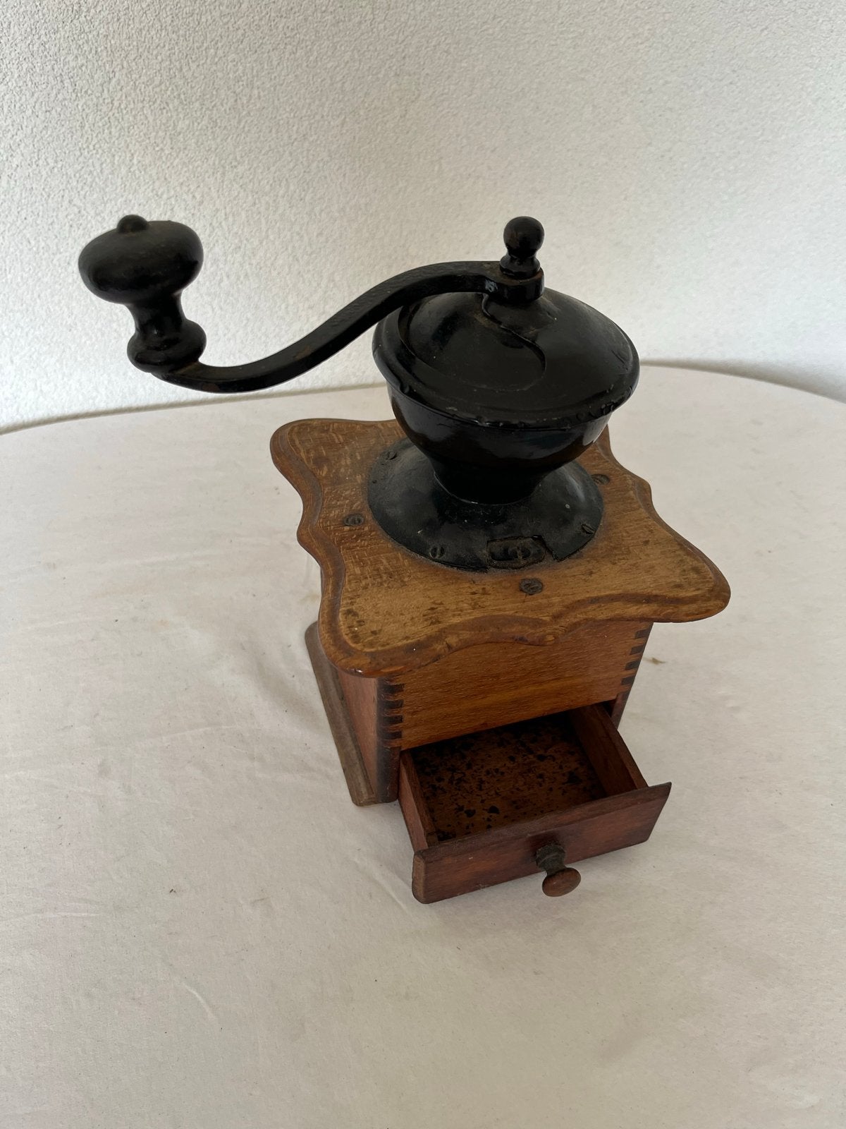 Oude antieke vintage koffiemolen 25 cm hoog, Antiek en Kunst, Antiek | Keukenbenodigdheden, Ophalen of Verzenden
