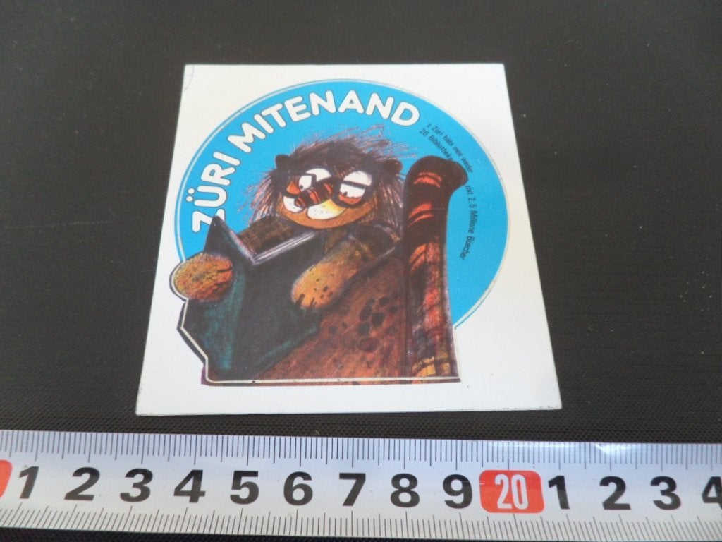 sticker züri mitenand strip bibliotheek lezen boek beer, Ophalen, Zo goed als nieuw