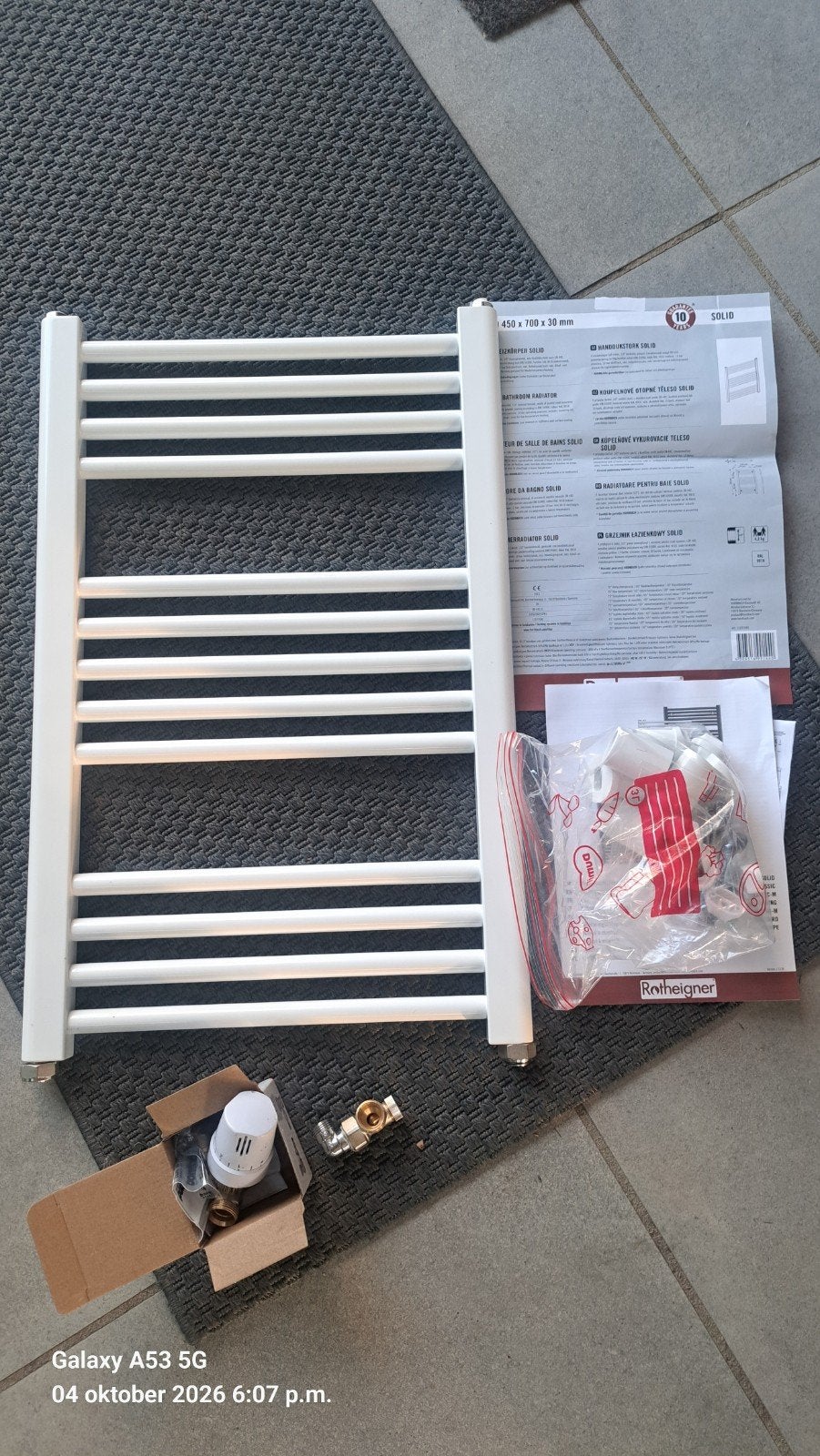 HORNBACH Badkamerradiator 45x70 cm met thermostaat, Ophalen, Minder dan 60 cm, Minder dan 30 cm