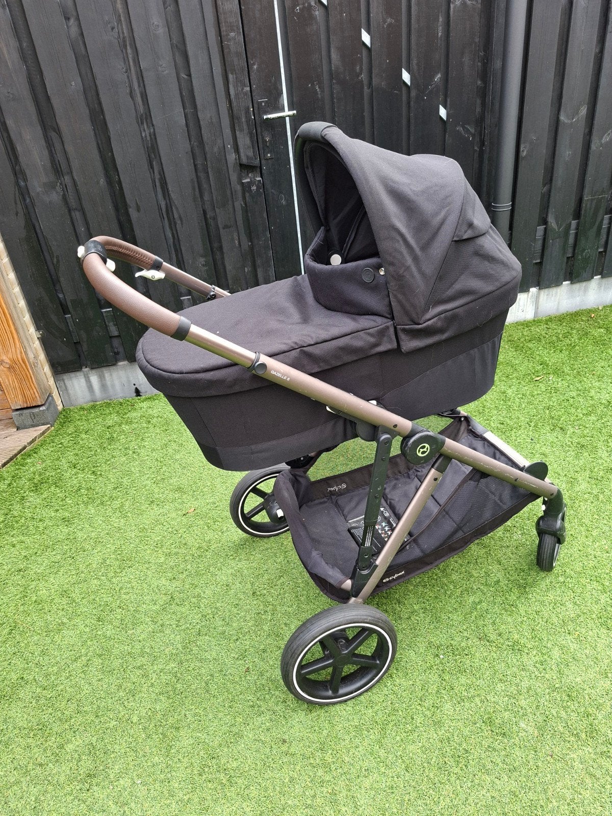 Cybex Gazelle S Duo Kinderwagen met ligbak en zitje, Kinderen en Baby's, Gebruikt, Combiwagen, Duowagen, Ophalen