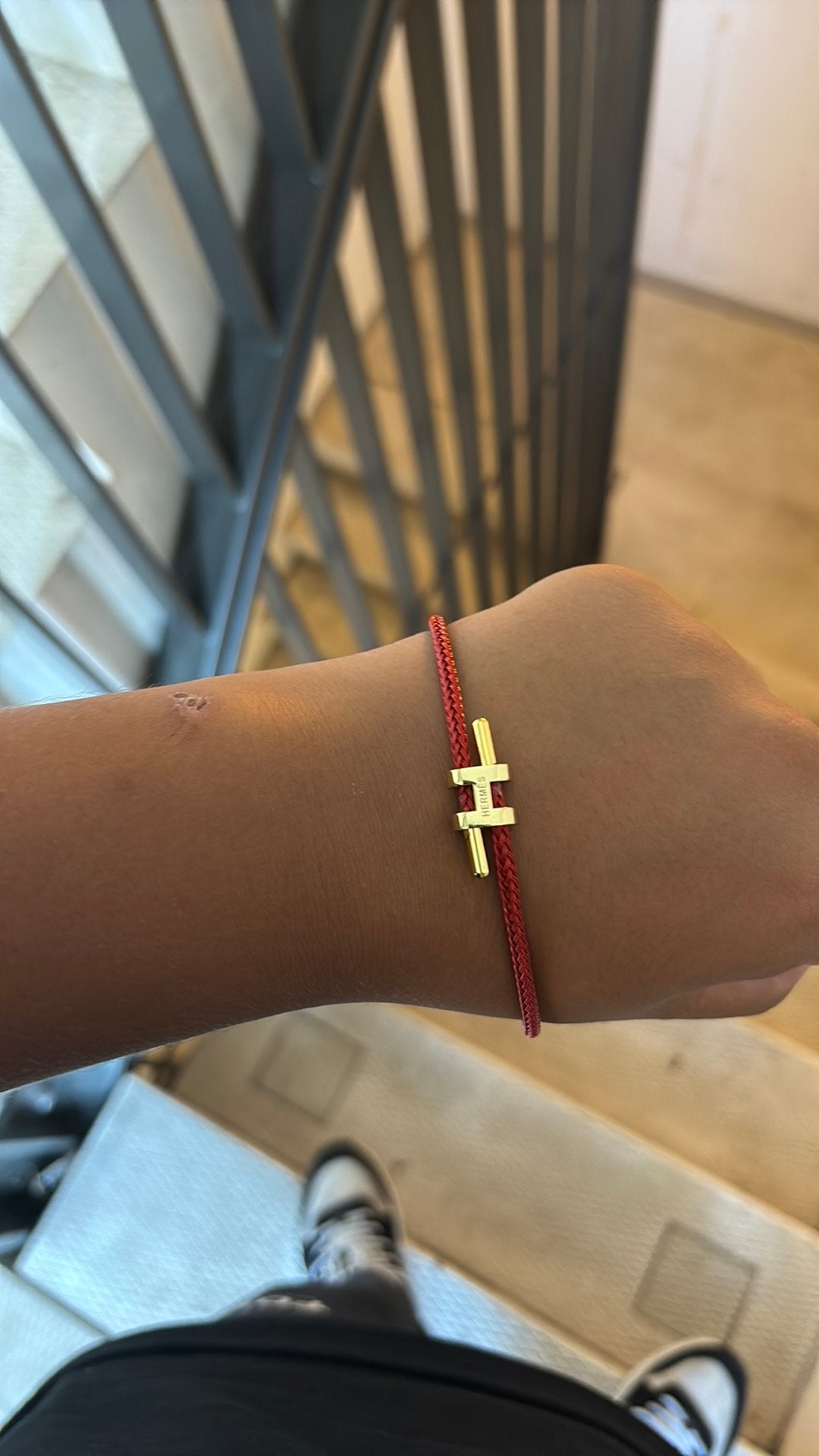 hermes armband, Sieraden, Tassen en Uiterlijk, Ophalen of Verzenden, Zo goed als nieuw, Rood