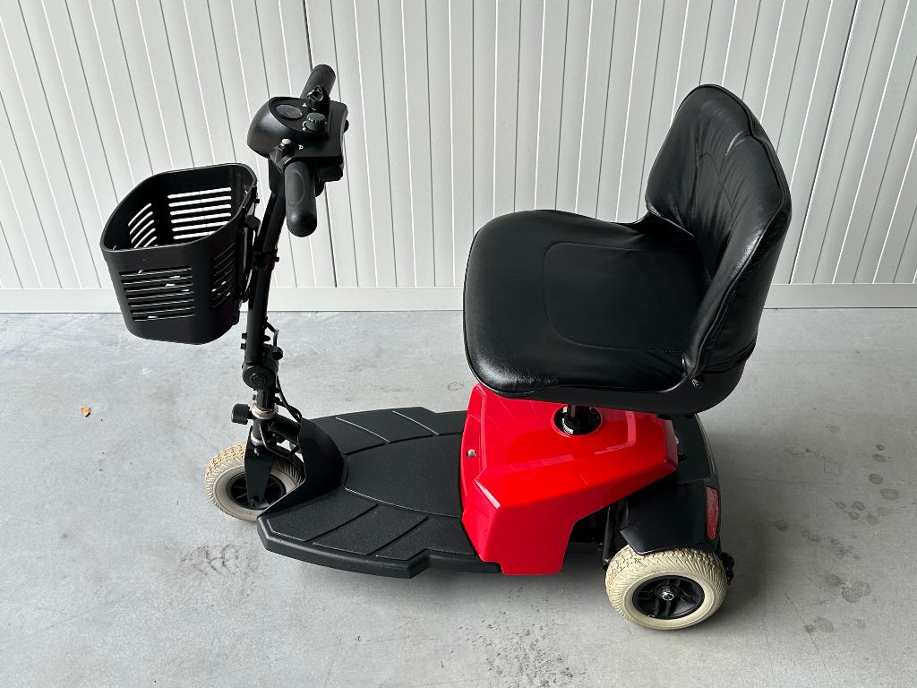 Pride mobility products Scootmobielen, Ophalen, Pride, Zo goed als nieuw, 15 km of minder