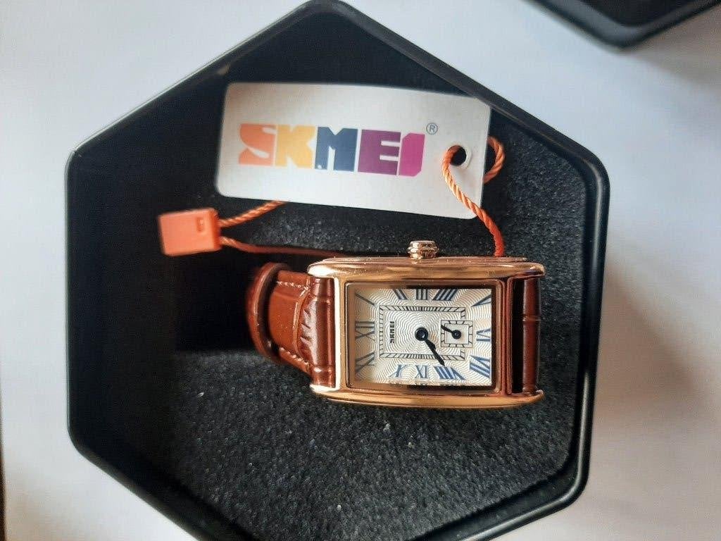 Skmei design dameshorloge    Quartz  100 %  Nieuw, Overige merken, Overige materialen, Leer, Polshorloge