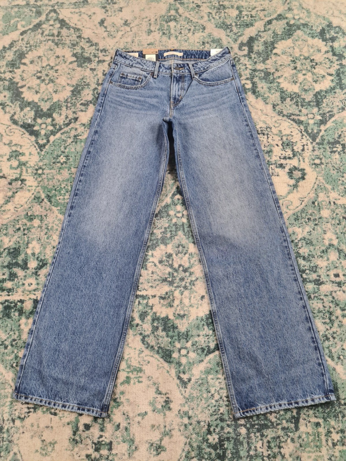 Levi’s Low Loose W27 L34 Blauw Nieuw
Tulsi2734 Lage taille, Verzenden, Nieuw, Blauw, W27 (confectie 34) of kleiner