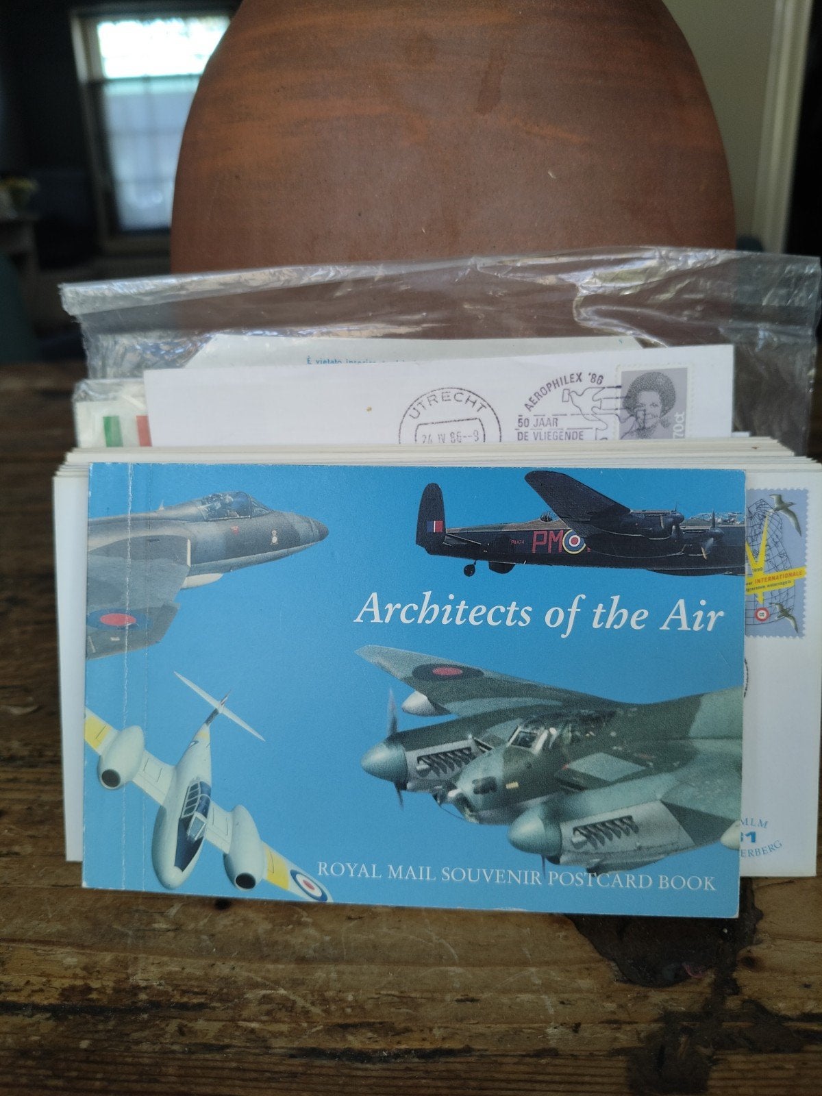 Royal Mail Souvenir Postcard Book - Architects of the Air, Ophalen of Verzenden