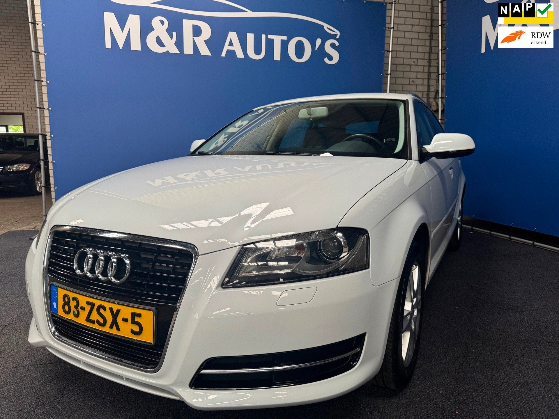 Audi A3 Sportback 1.2 TFSI Attraction Advance Nieuwe APK, Auto's, Voorwielaandrijving, Euro 5, Stof, Gebruikt