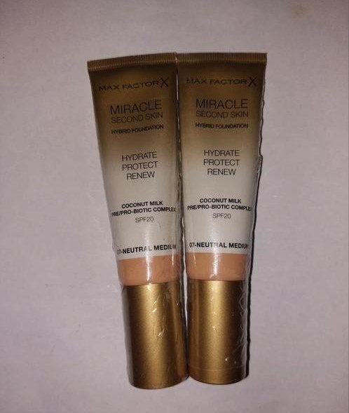2 Nieuwe Max Factor Miracle Second Skin Foundation (advr 41), Overige kleuren, Gehele gezicht, Nieuw, Ophalen of Verzenden