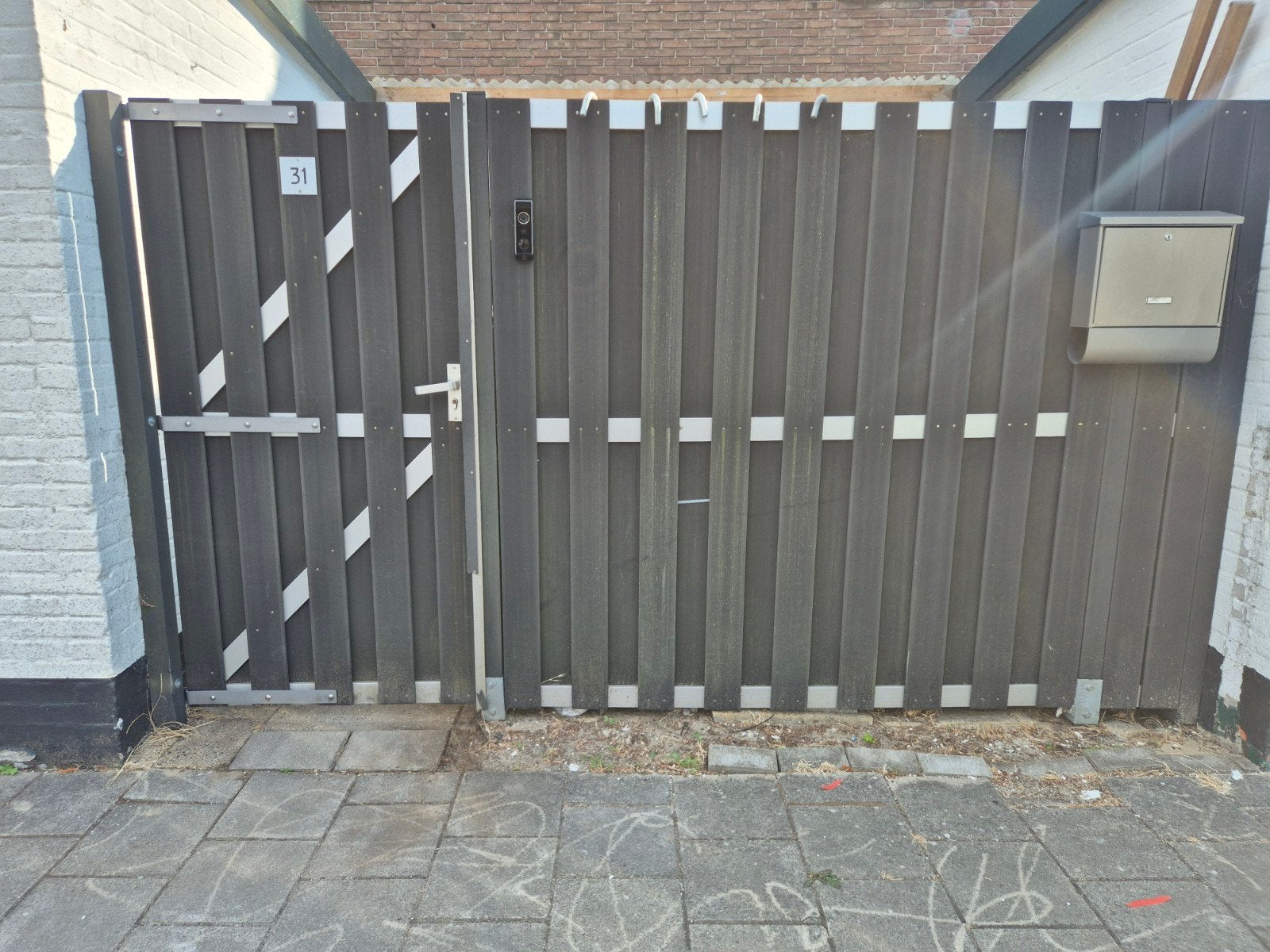 Tuindeur composiet Stijl antraciet met blank alu frame, Ophalen, Met poort, Gebruikt, Tuinhek